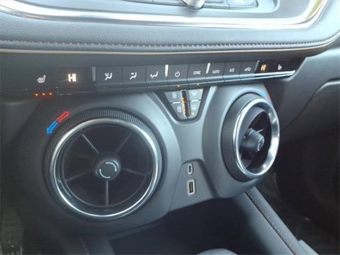 Certified 2022 Chevrolet Blazer Premier image 19