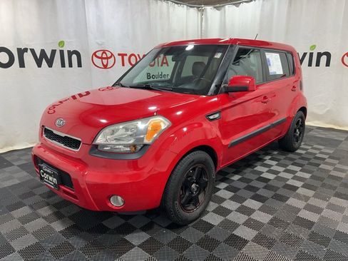 Used 2011 Kia Soul + w/ Hamstar Special Edition Pkg image 3