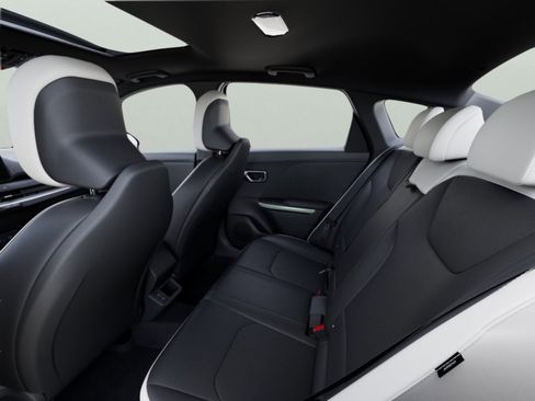 New 2026 Kia K4 GT-Line FWD image 13