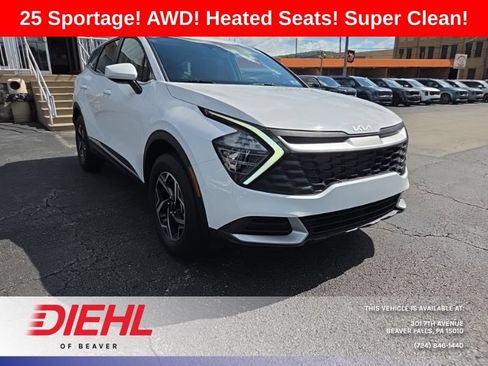 Used 2025 Kia Sportage LX AWD/4WD image 1