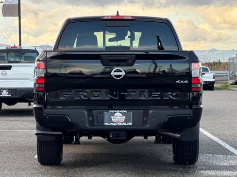 New 2026 Nissan Frontier SV w/ Tow Package AWD/4WD image 6