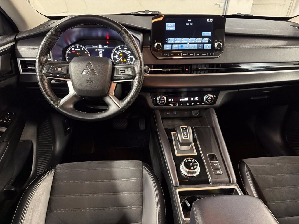 Used 2024 Mitsubishi Outlander SE AWD/4WD image 9