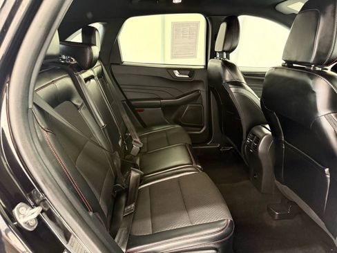 Used 2025 Ford Escape ST-Line image 24