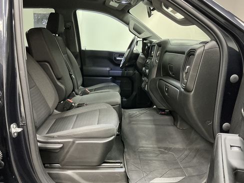 Used 2023 Chevrolet Silverado 1500 Custom w/ LPO, Dark Essentials Package AWD/4WD image 31
