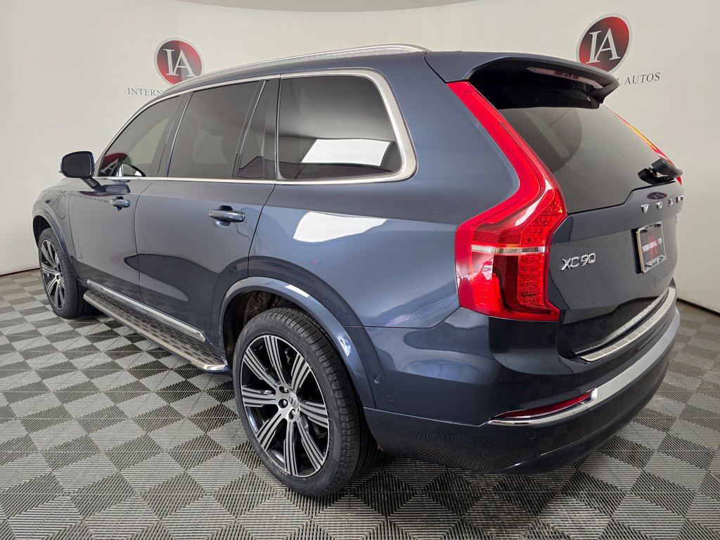 Used 2024 Volvo XC90 T8 Ultimate w/ Protection Package Premier AWD/4WD image 7