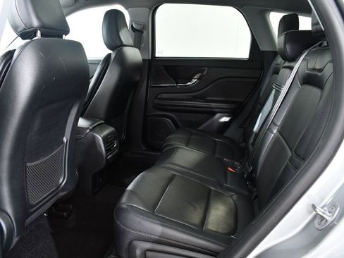 Used 2022 Lincoln Corsair AWD w/ Premium Package image 16