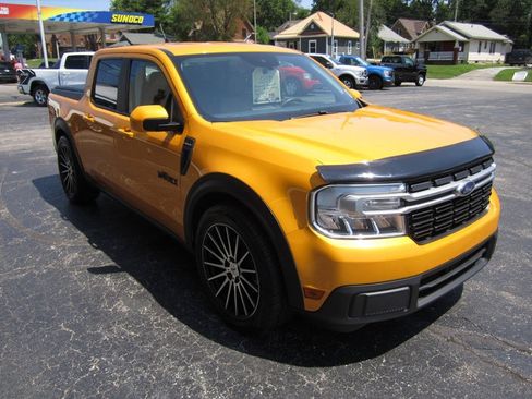 Used 2023 Ford Maverick Lariat w/ Lariat Luxury Package AWD/4WD image 5