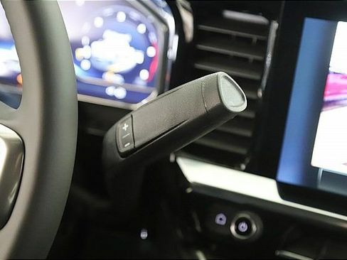 New 2025 Chevrolet Silverado 2500 LT w/ Convenience Package image 17