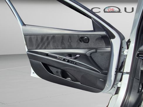 Used 2023 Hyundai Elantra N FWD image 21