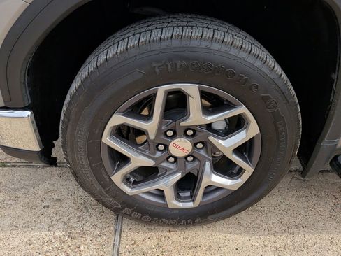 Used 2023 GMC Sierra 1500 SLT image 52