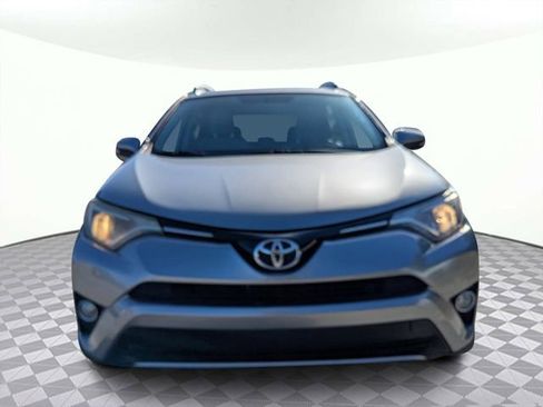 Used 2016 Toyota RAV4 XLE image 9