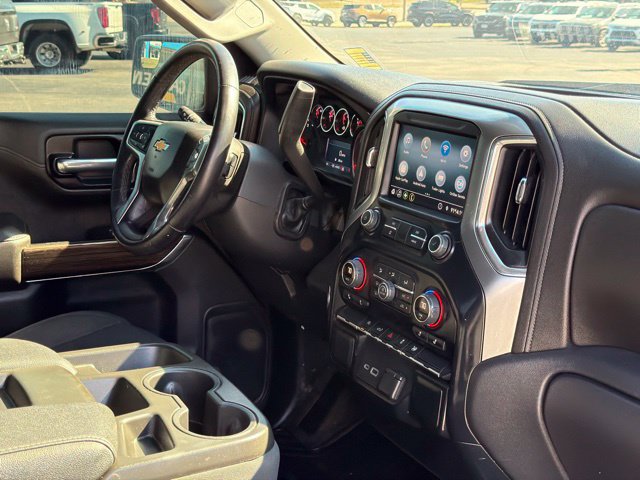 Used 2022 Chevrolet Silverado 1500 LT AWD/4WD image 40