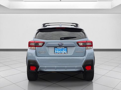 Used 2022 Subaru Crosstrek 2.5i Limited w/ Moonroof Package 2 image 6