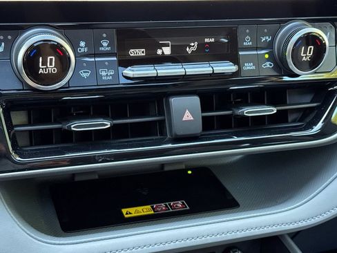 Certified 2025 Toyota Highlander XLE AWD/4WD image 20