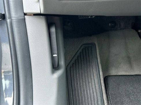 Certified 2025 Hyundai Elantra SEL image 23