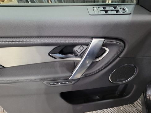 New 2024 Land Rover Discovery Sport Dynamic SE image 14