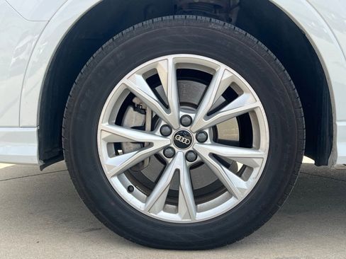 Used 2024 Audi Q3 2.0T Premium image 8