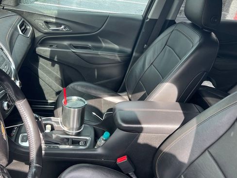Used 2019 Chevrolet Equinox Premier FWD image 11