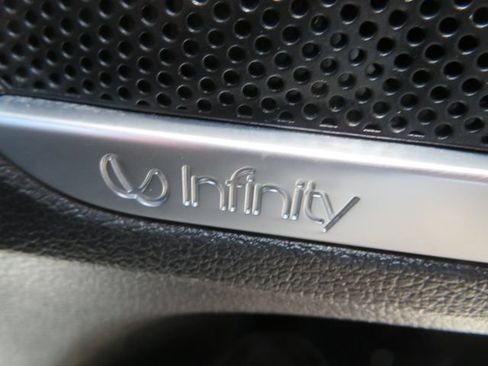 Used 2020 Hyundai Santa Fe SEL w/ Convenience Package FWD image 17