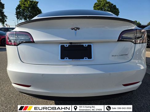 Used 2022 Tesla Model 3 Long Range AWD/4WD image 4