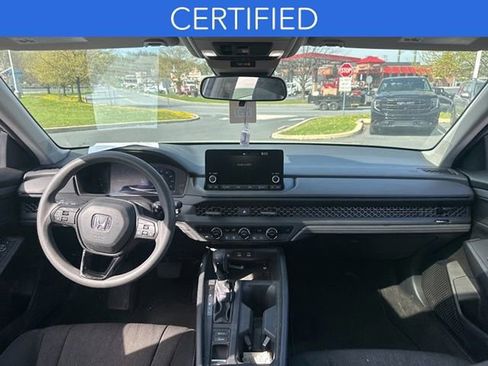 Used 2023 Honda Accord EX image 19