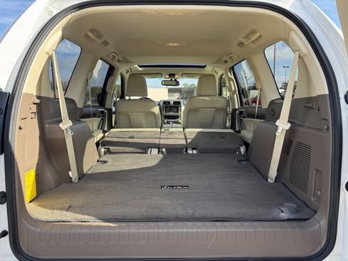 Used 2014 Lexus GX 460 image 47