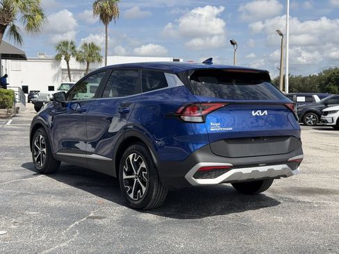 Used 2024 Kia Sportage EX FWD image 6