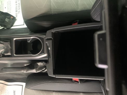 Used 2023 Toyota Tacoma TRD Off-Road image 16