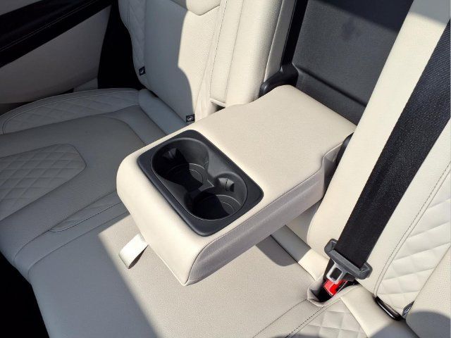 Used 2024 Ford Edge Titanium w/ Equipment Group 301A AWD/4WD image 14