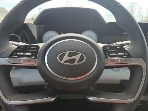 New 2026 Hyundai Elantra Limited FWD image 26
