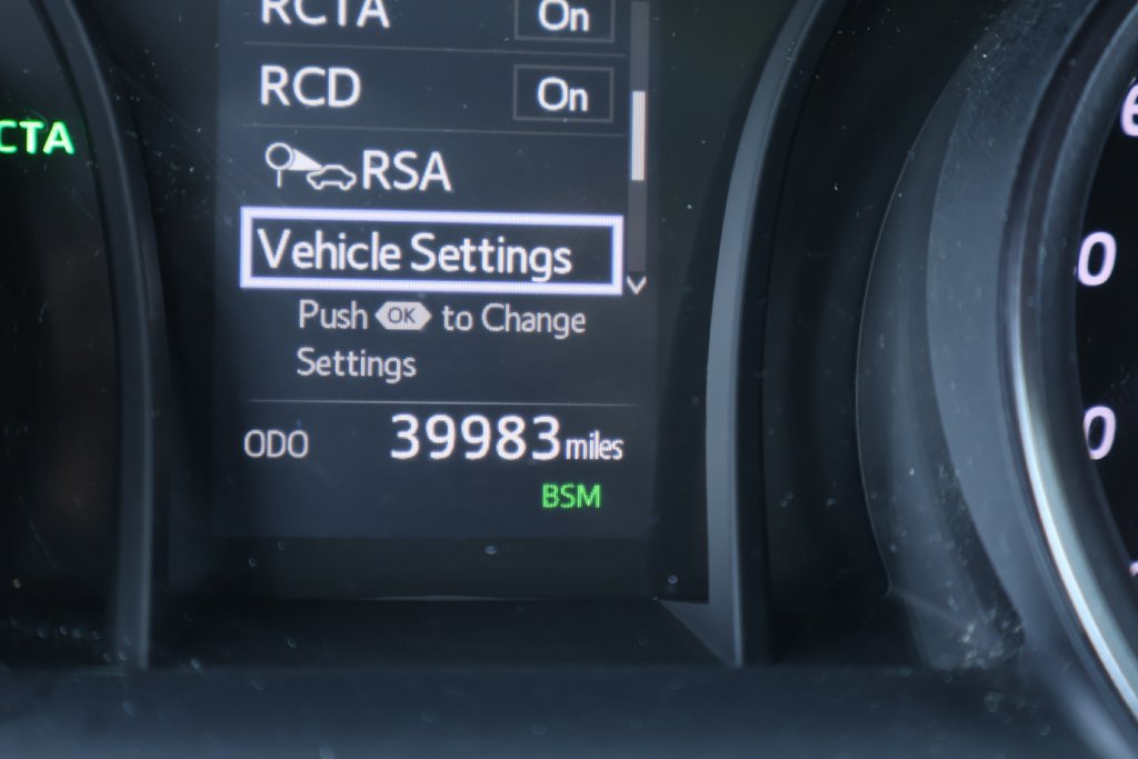 Used 2023 Toyota Camry SE FWD image 21