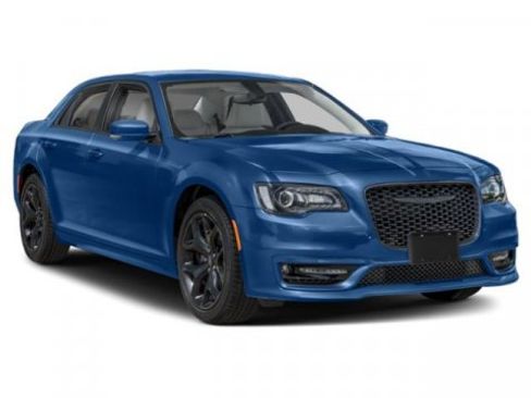 Used 2023 Chrysler 300 Touring L w/ Popular Equipment Group image 9