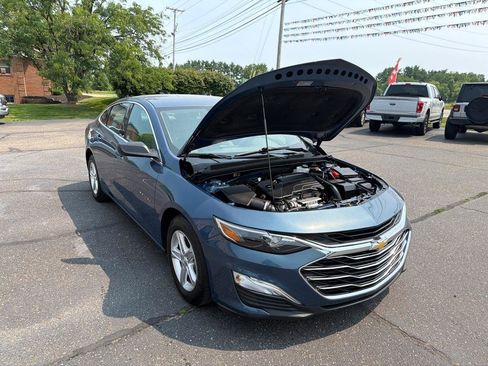 Used 2024 Chevrolet Malibu LS w/ LPO, Floor Liner Package FWD image 30
