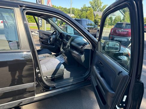 Used 2006 Honda CR-V LX image 13