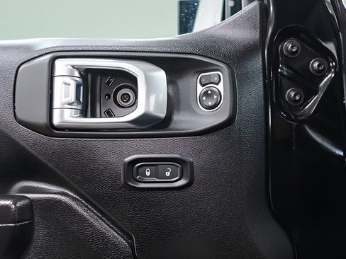 Used 2024 Jeep Wrangler Unlimited Sport AWD/4WD image 23