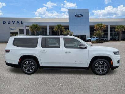 Used 2024 Jeep Wagoneer L Series III w/ Flexible Seating Group