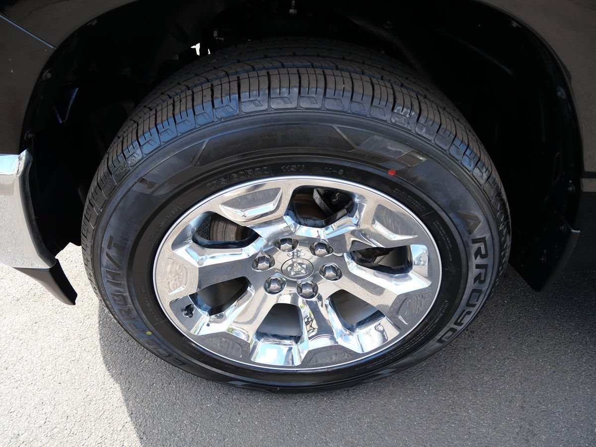 Used 2023 RAM 1500 Big Horn AWD/4WD image 36
