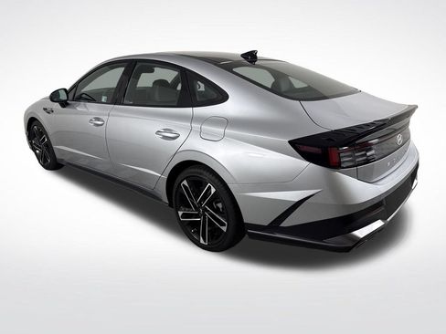 Certified 2025 Hyundai Sonata N Line FWD image 6