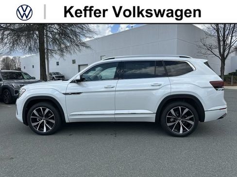 New 2026 Volkswagen Atlas SEL Premium R-Line AWD/4WD image 2