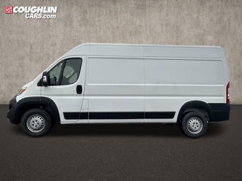 New 2024 RAM ProMaster 2500 w/ Safety Group FWD image 5