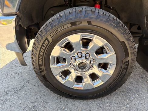 Used 2017 Ford F350 Lariat AWD/4WD image 34
