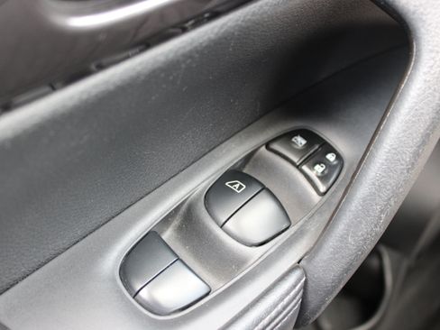 Used 2019 Nissan Rogue SV w/ Sun & Sound Touring Package AWD/4WD image 34