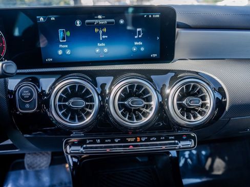 Used 2025 Mercedes-Benz CLA 250 image 10