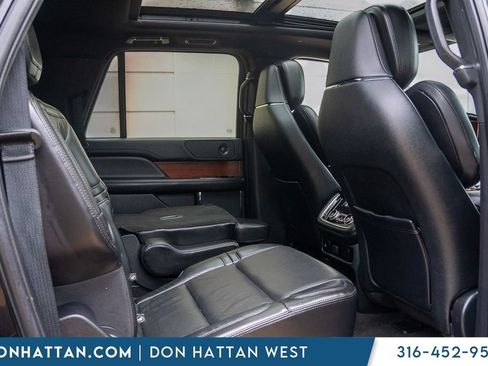 Used 2021 Lincoln Navigator L Reserve RWD image 23