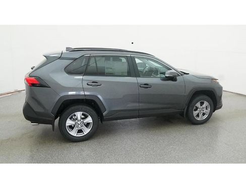 Certified 2025 Toyota RAV4 XLE image 32