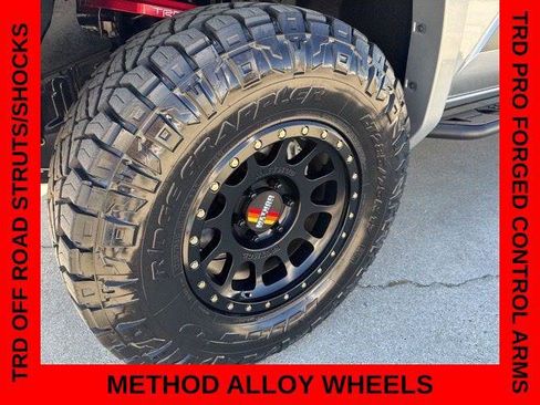 Certified 2025 Toyota 4Runner TRD Off-Road AWD/4WD image 24