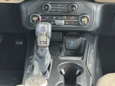 New 2025 Ford Bronco Big Bend image 9