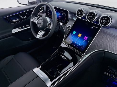 New 2026 Mercedes-Benz GLC 300 image 15
