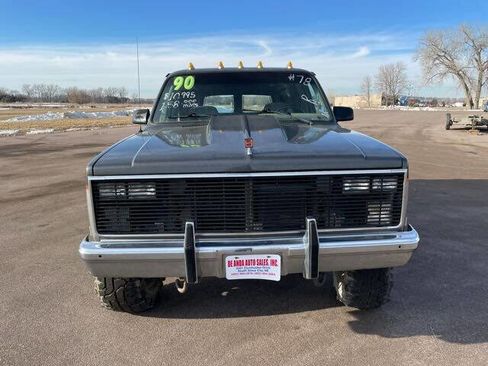 Used 1990 GMC Suburban 4WD image 12