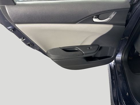 Used 2020 Honda Civic LX image 25